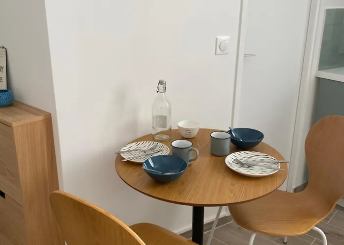 Studio Centre Ville Proche Rer A Wifi